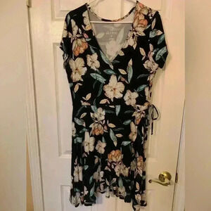 Woman’s Decree Black Floral Dress